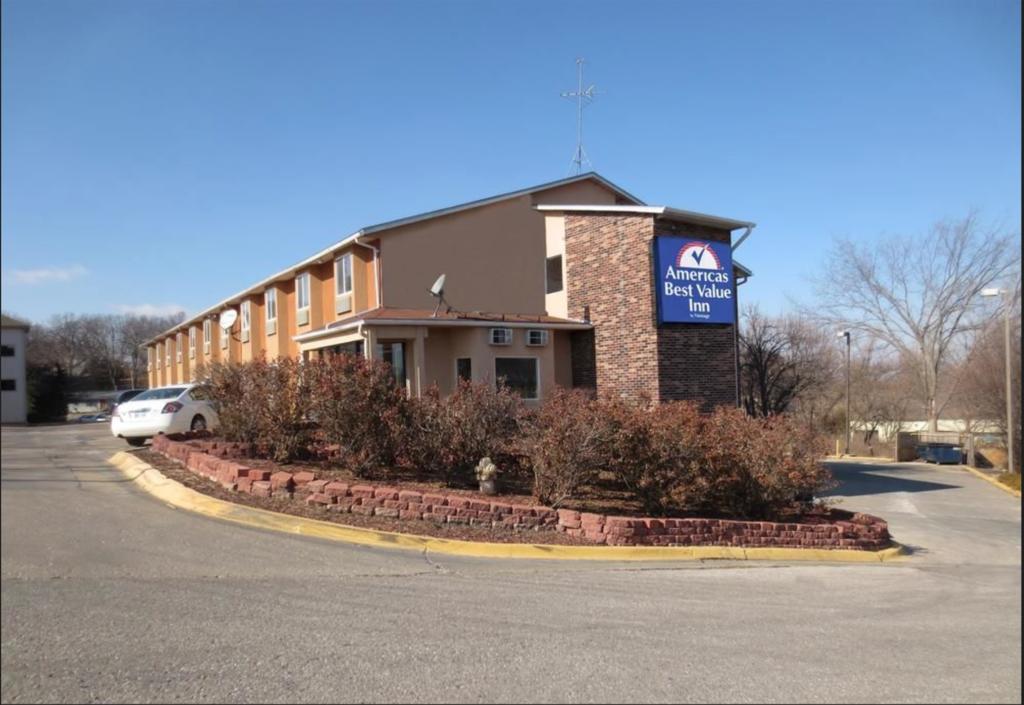 American Best Value Inn Lawrence Kültér fotó