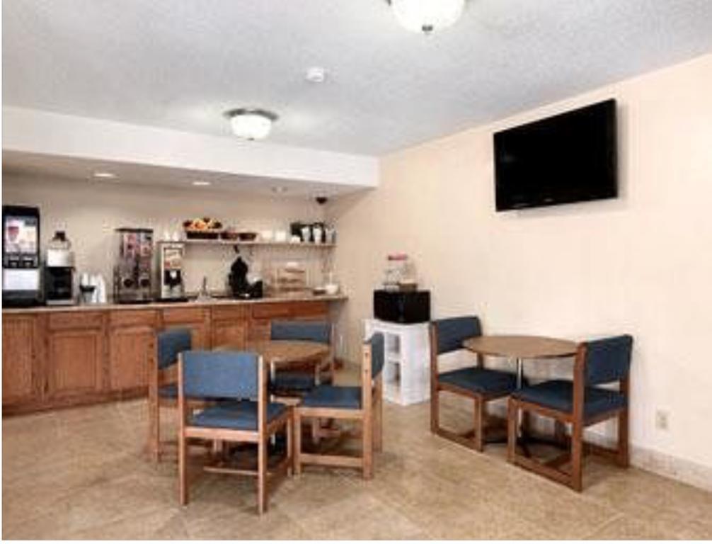 American Best Value Inn Lawrence Kültér fotó
